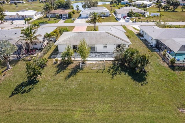 10 GOLFVIEW ROAD, Rotonda West, FL 33947