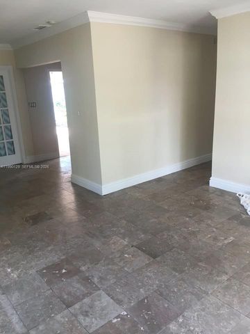 625 E 8th Ct, Hialeah, FL 33010