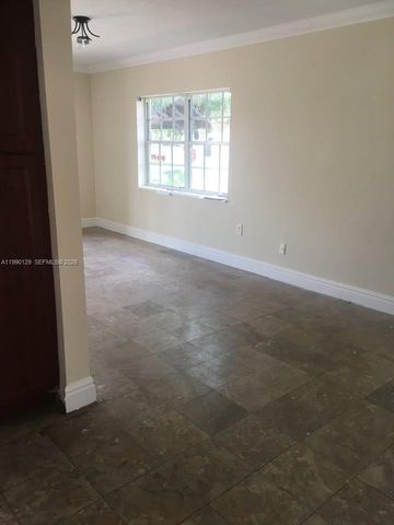 625 E 8th Ct, Hialeah, FL 33010