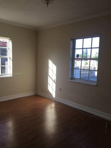 625 E 8th Ct, Hialeah, FL 33010