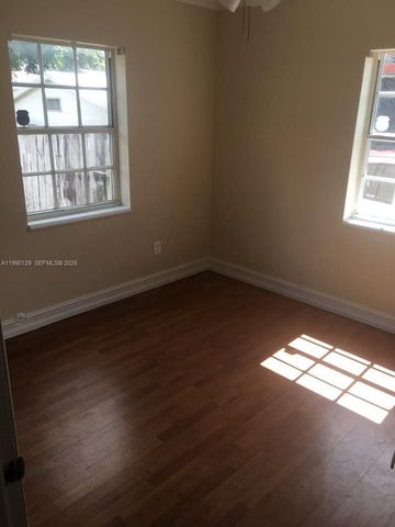 625 E 8th Ct, Hialeah, FL 33010