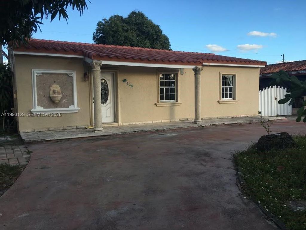 625 E 8th Ct, Hialeah, FL 33010