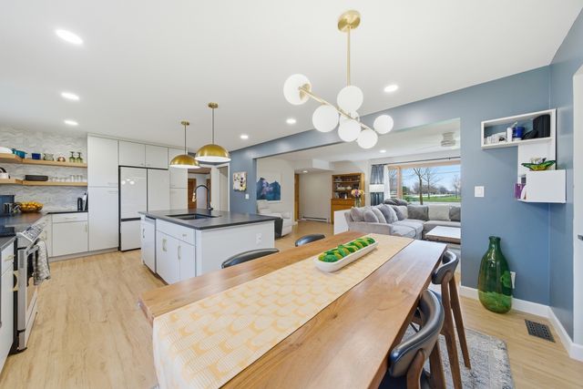 1920 S 4th Street, Dekalb, IL 60115