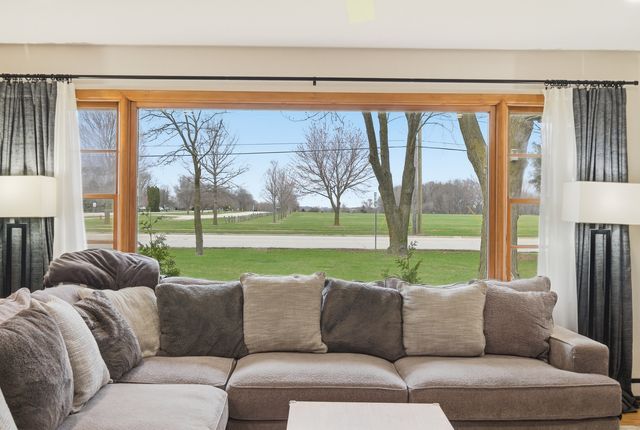 1920 S 4th Street, Dekalb, IL 60115