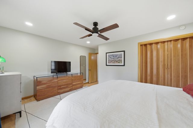 1920 S 4th Street, Dekalb, IL 60115