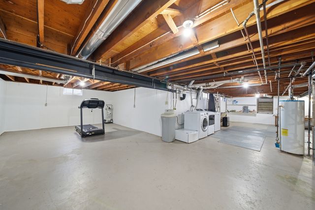 1920 S 4th Street, Dekalb, IL 60115