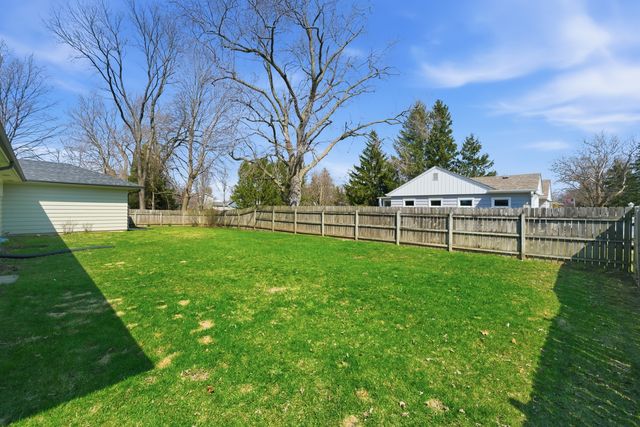 1920 S 4th Street, Dekalb, IL 60115