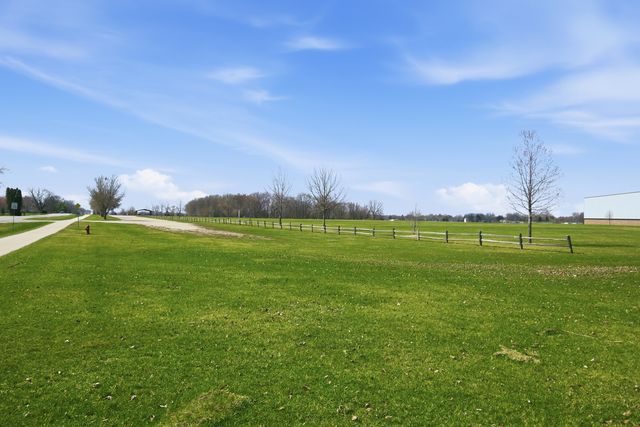 1920 S 4th Street, Dekalb, IL 60115