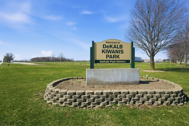 1920 S 4th Street, Dekalb, IL 60115