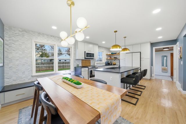 1920 S 4th Street, Dekalb, IL 60115