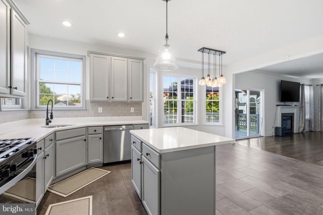 520 MYSTIC LN, West Grove, PA 19390