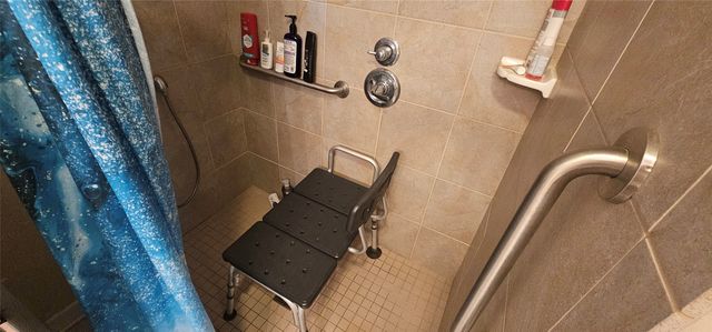 2819 MCCLELLAND Avenue, Erie, PA 16510