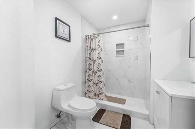 316 Essex St, Lynn, MA 01902