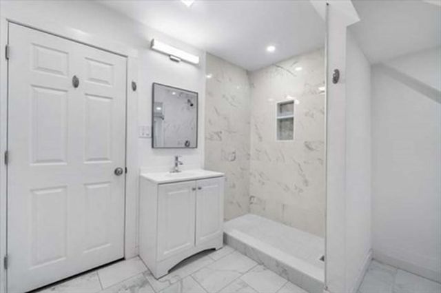 316 Essex St, Lynn, MA 01902