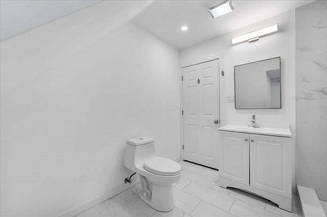 316 Essex St, Lynn, MA 01902