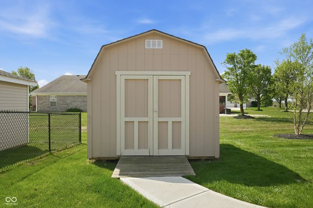 7837 Park Ward Place, Indianapolis, IN 46259