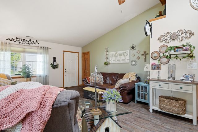 7837 Park Ward Place, Indianapolis, IN 46259