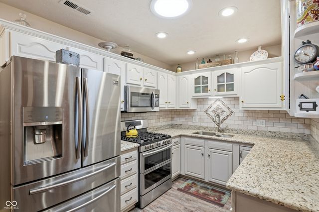 7837 Park Ward Place, Indianapolis, IN 46259