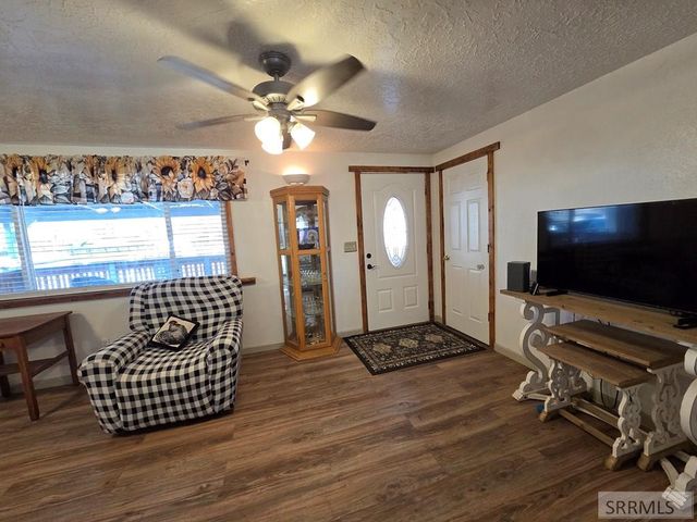 406 S Terrace Street, Salmon, ID 83467