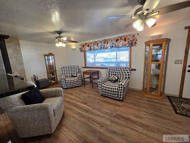 406 S Terrace Street, Salmon, ID 83467