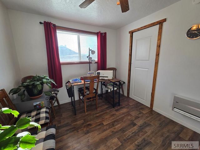 406 S Terrace Street, Salmon, ID 83467