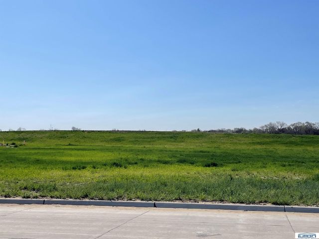 2202 Bluejay Way, Ashland, NE 68003