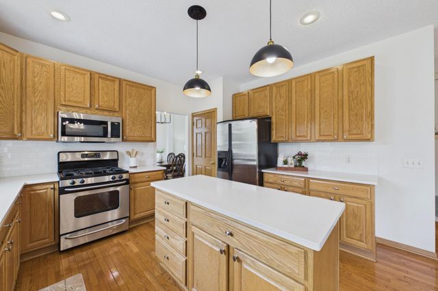 2409 Golf Drive, Woodbury, MN 55129