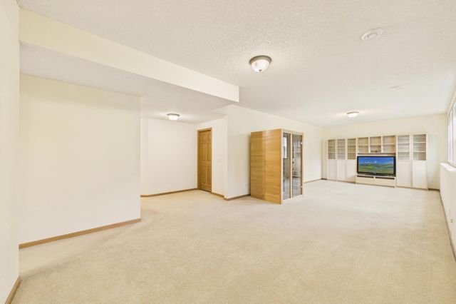 2409 Golf Drive, Woodbury, MN 55129