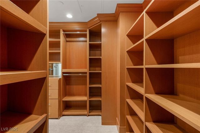 9101 Alta Drive 102, Las Vegas, NV 89145