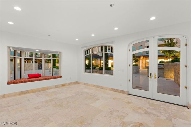 9101 Alta Drive 102, Las Vegas, NV 89145