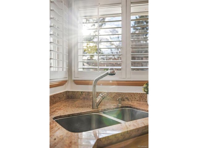 3025 S Jackson St, Denver, CO 80210