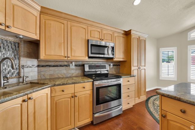 4561 S LORI LEIGH LN, Millcreek, UT 84117