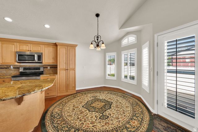 4561 S LORI LEIGH LN, Millcreek, UT 84117