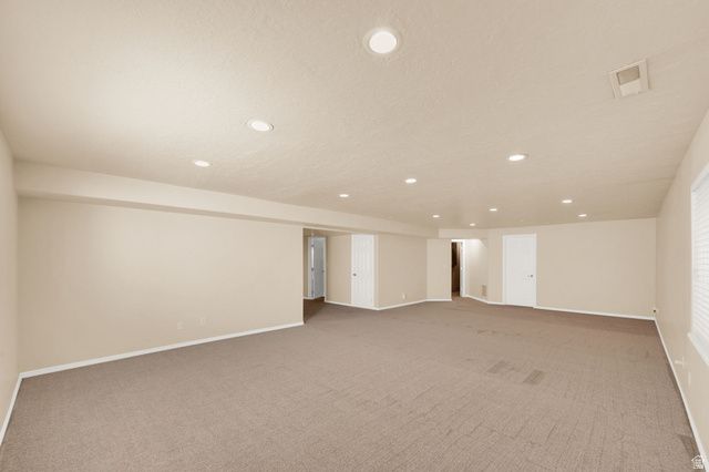 4561 S LORI LEIGH LN, Millcreek, UT 84117