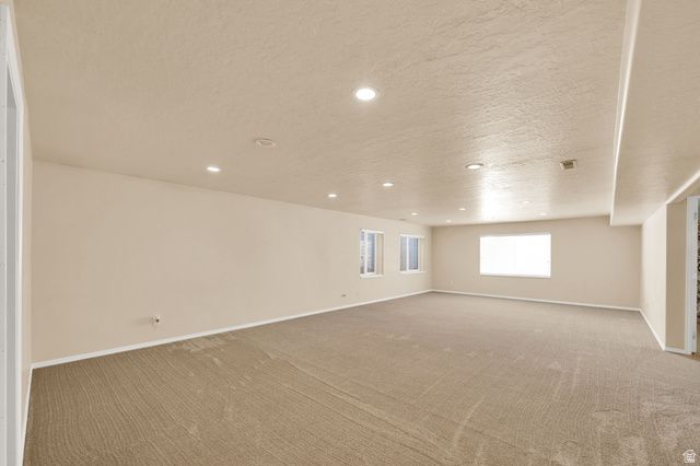 4561 S LORI LEIGH LN, Millcreek, UT 84117