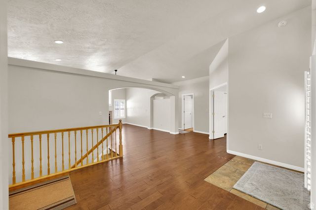 4561 S LORI LEIGH LN, Millcreek, UT 84117