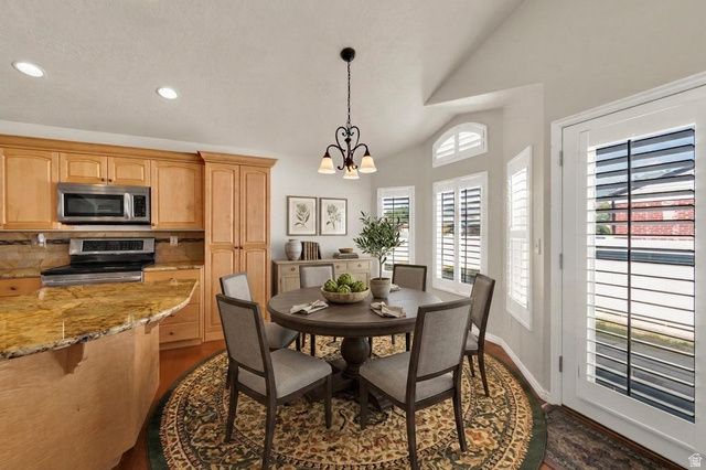 4561 S LORI LEIGH LN, Millcreek, UT 84117