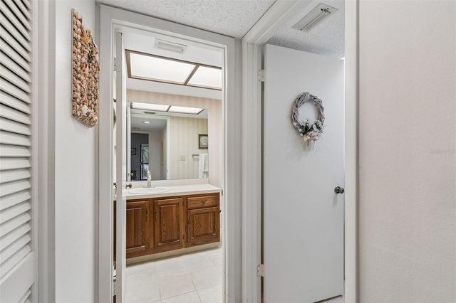 2593 COUNTRYSIDE BOULEVARD 7309, Clearwater, FL 33761