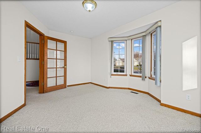 4438 Great Oaks Drive, Grand Blanc, MI 48439