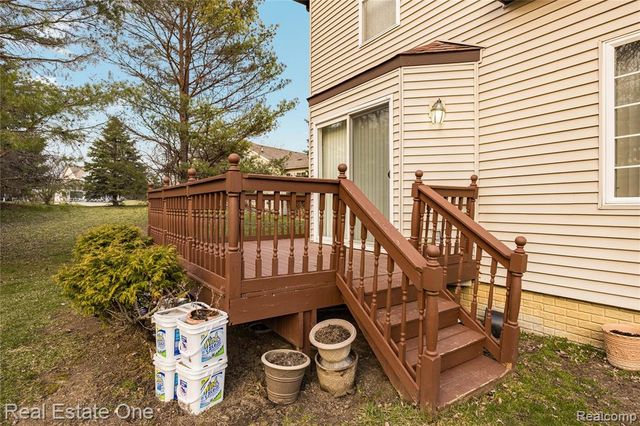 4438 Great Oaks Drive, Grand Blanc, MI 48439