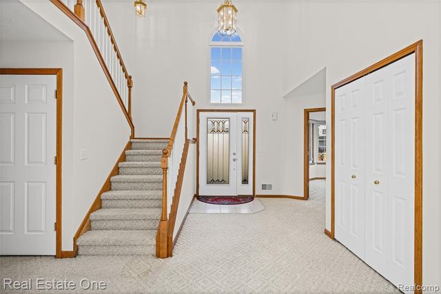 4438 Great Oaks Drive, Grand Blanc, MI 48439