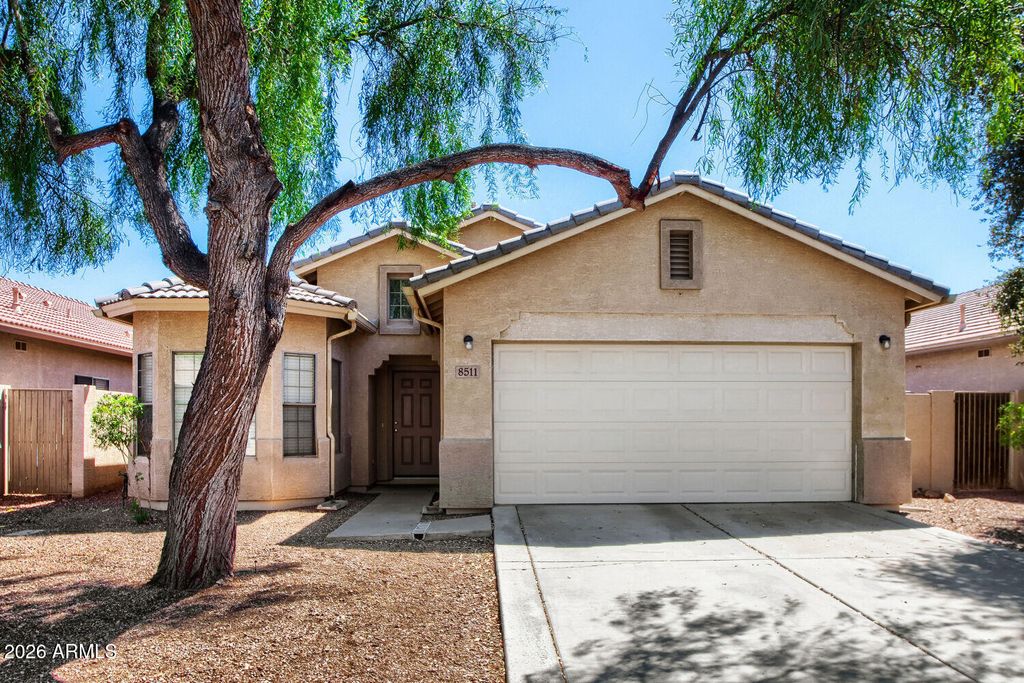 8511 W PAPAGO Street, Tolleson, AZ 85353 — exterior