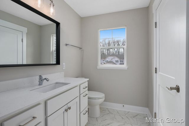 2243 Watertown Way Ne 62, City Of Grand Rapids, MI 49505