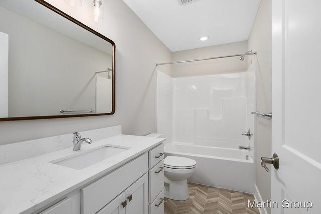 2243 Watertown Way Ne 62, City Of Grand Rapids, MI 49505
