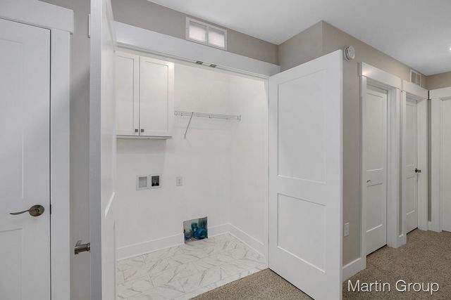 2243 Watertown Way Ne 62, City Of Grand Rapids, MI 49505
