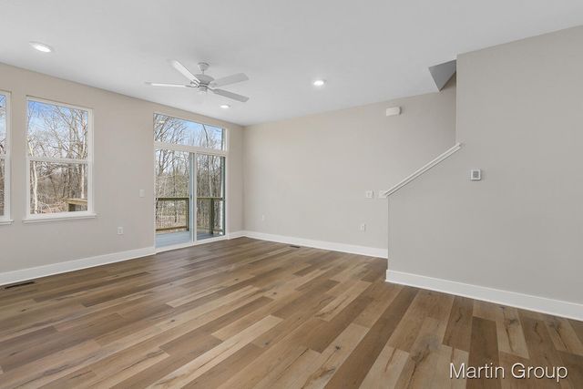 2243 Watertown Way Ne 62, City Of Grand Rapids, MI 49505