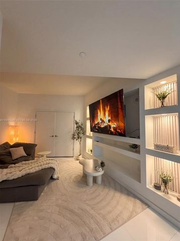 851 NE 1st Ave 2301, Miami, FL 33132