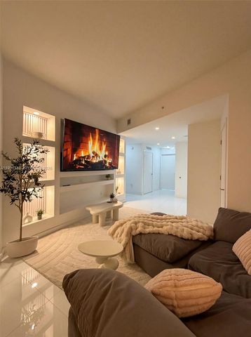 851 NE 1st Ave 2301, Miami, FL 33132