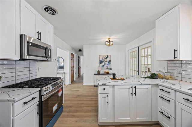 998 Washington Street, Ogden, NY 14559