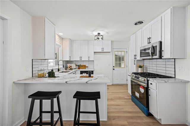 998 Washington Street, Ogden, NY 14559